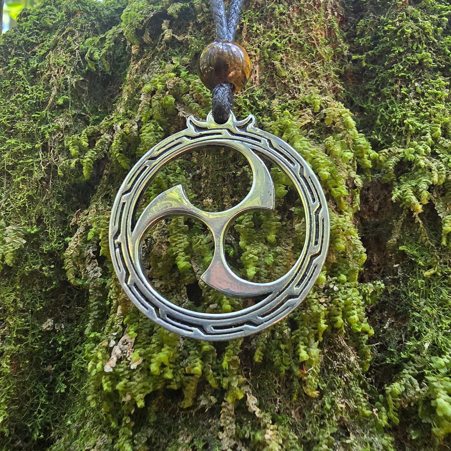 Fine Pewter Mitsudomoe Pendant