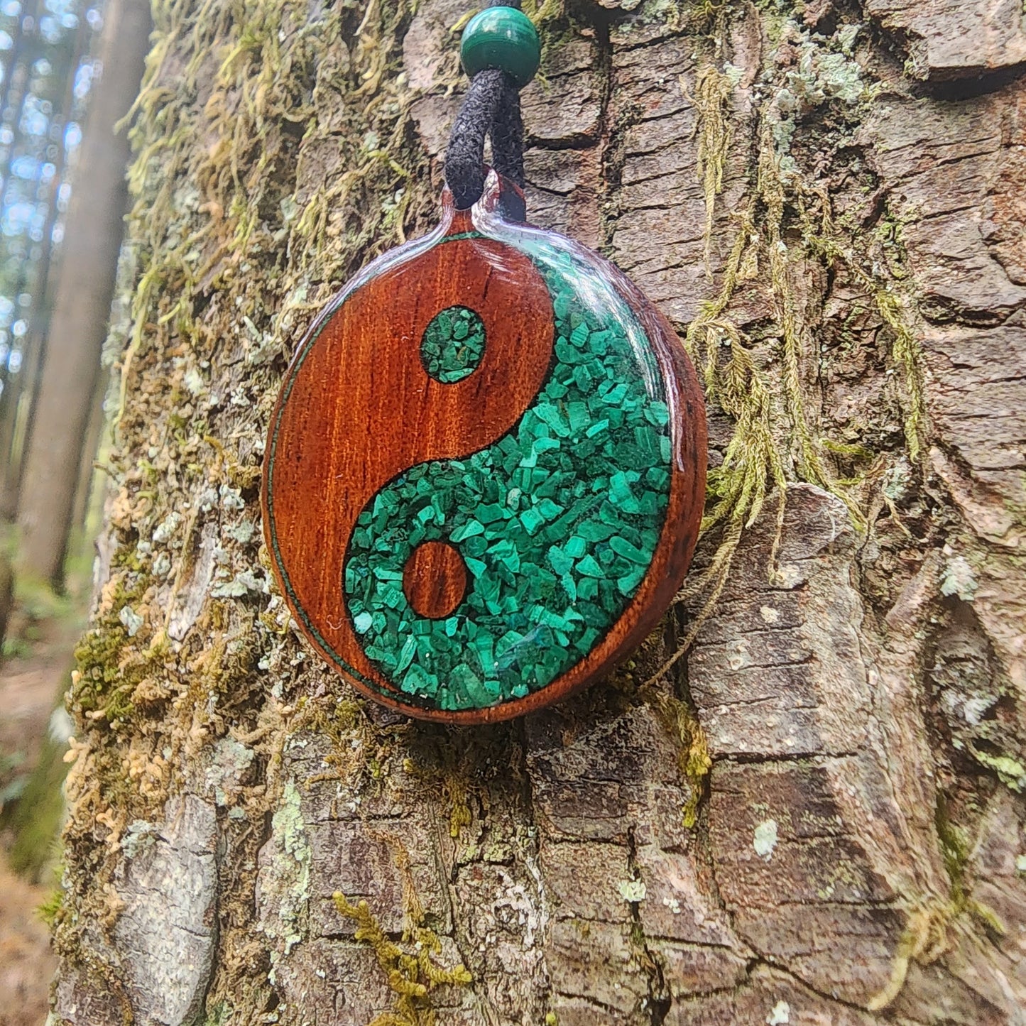Yin Yang with Malachite