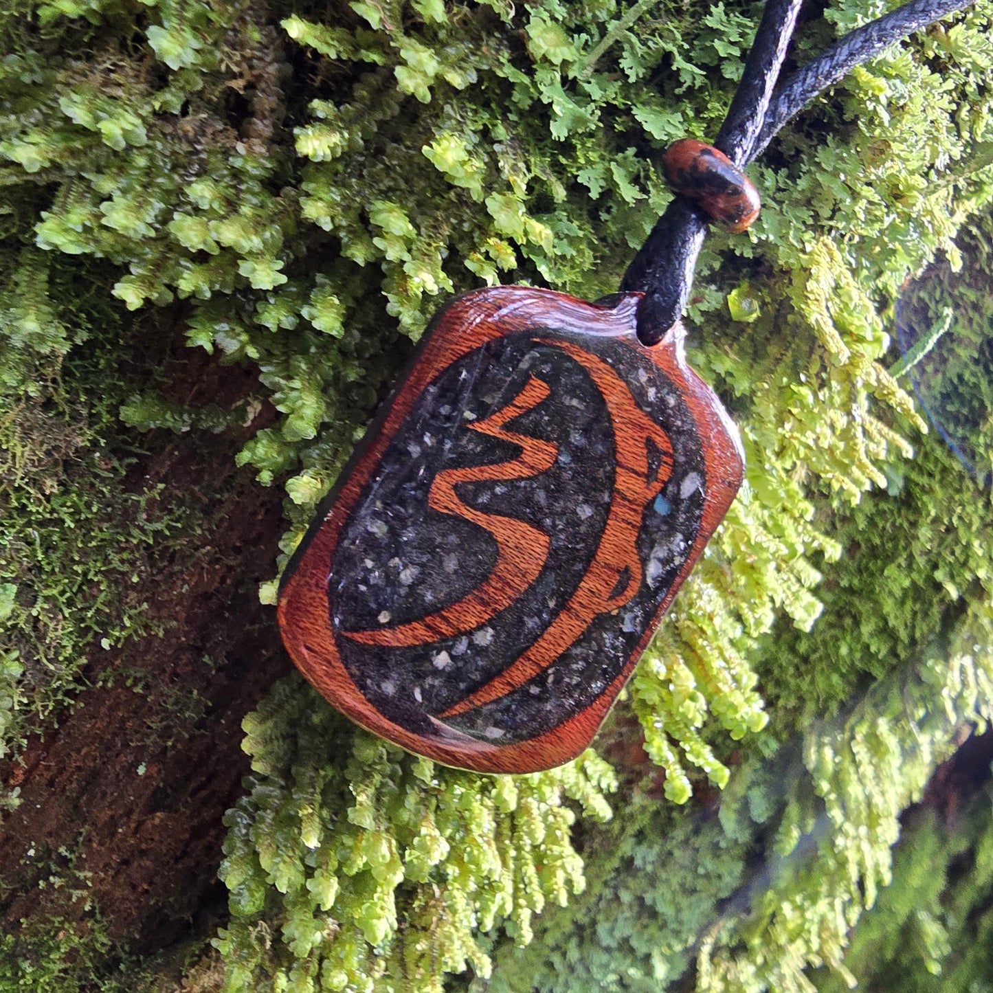 Sei He Ki  Pendant - Necklace with Black tourmaline - Labradorite