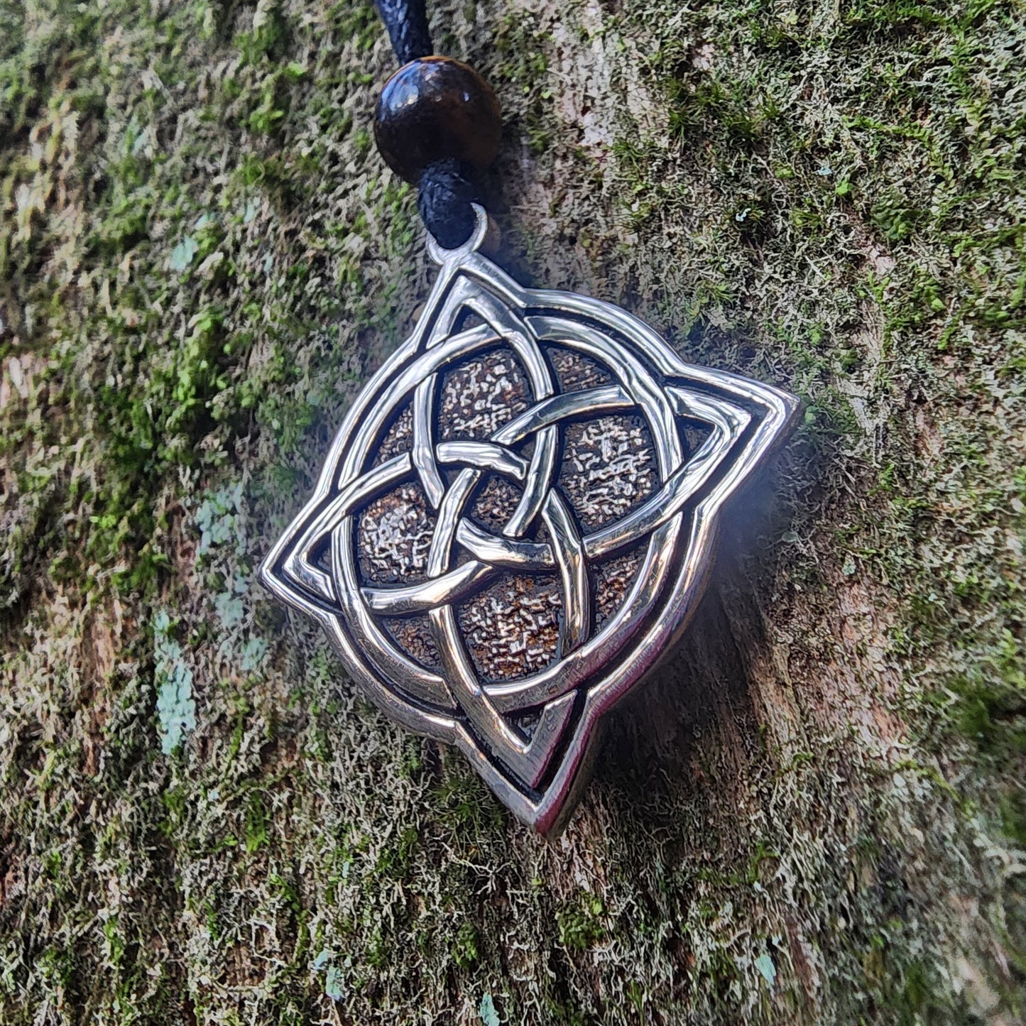 Bronze Witches Knot Pendant - Double Sided