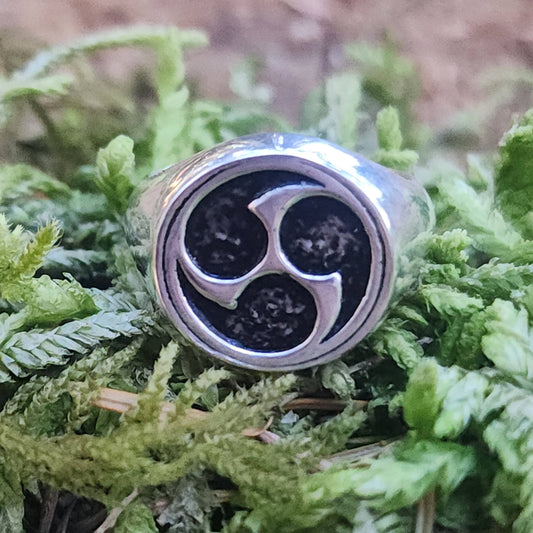Mitsudomoe Sterling Silver Signet Ring