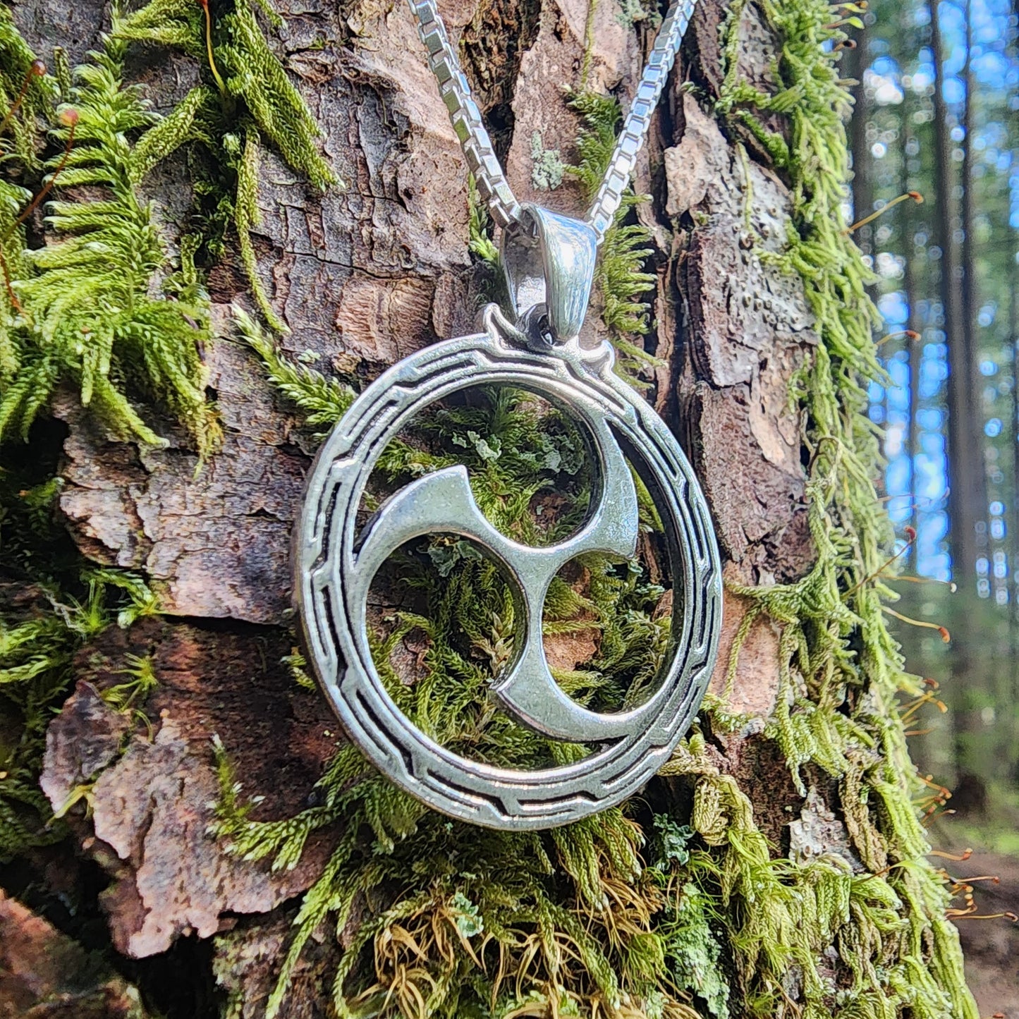 Sterling Silver Mitsudomoe Pendant