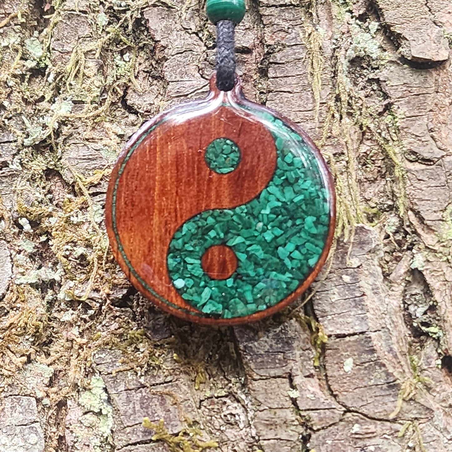 Yin Yang with Malachite