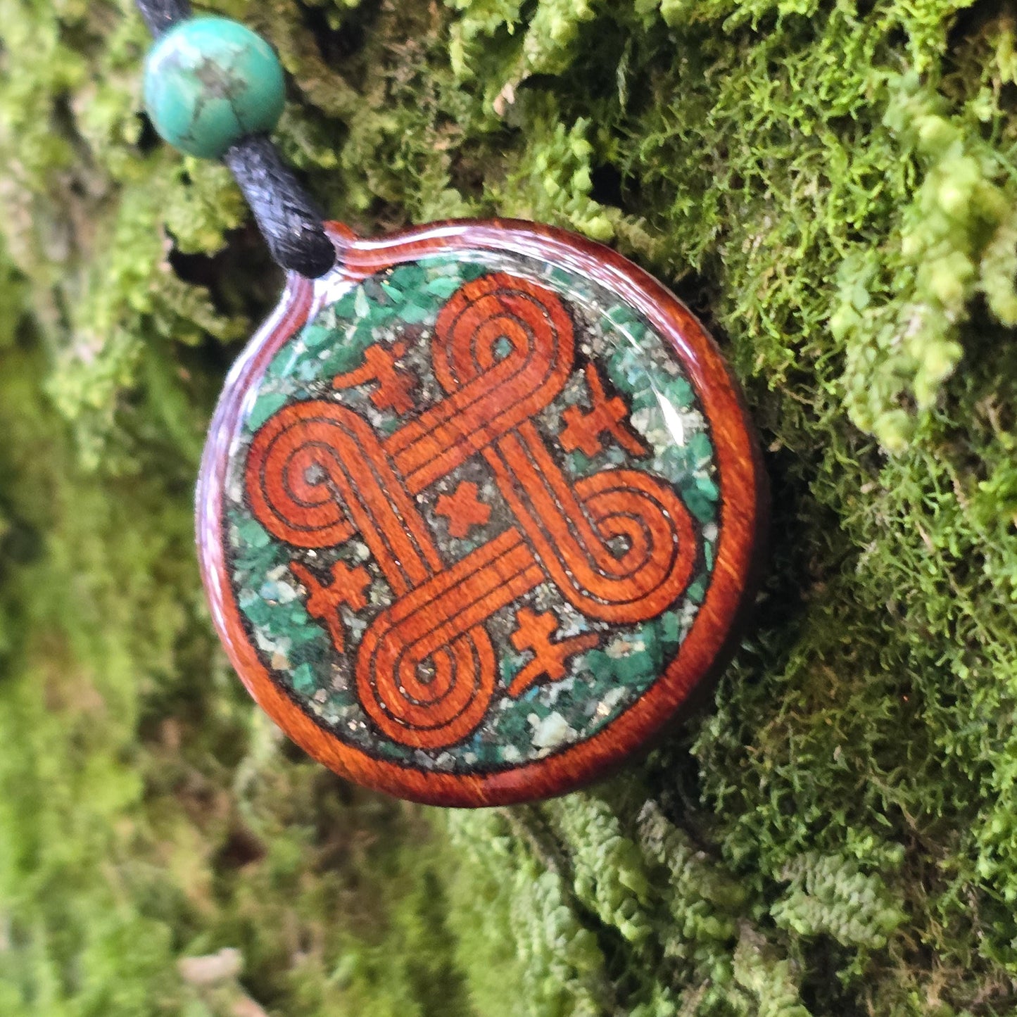 Hannunvaakuna - Necklace with Chrysocolla - Pyrite - Malachite