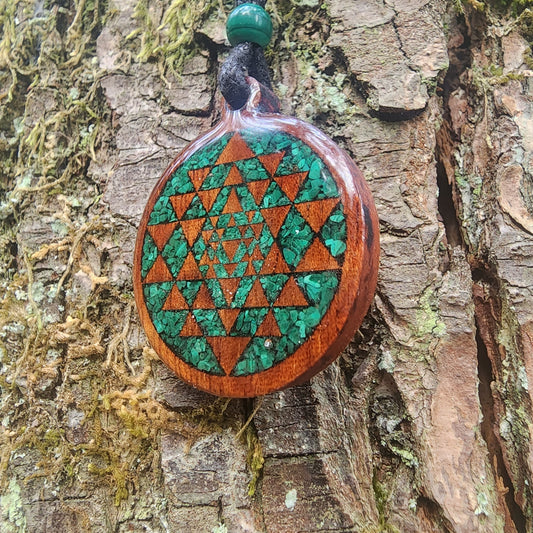 Sri Yantra with Malachite