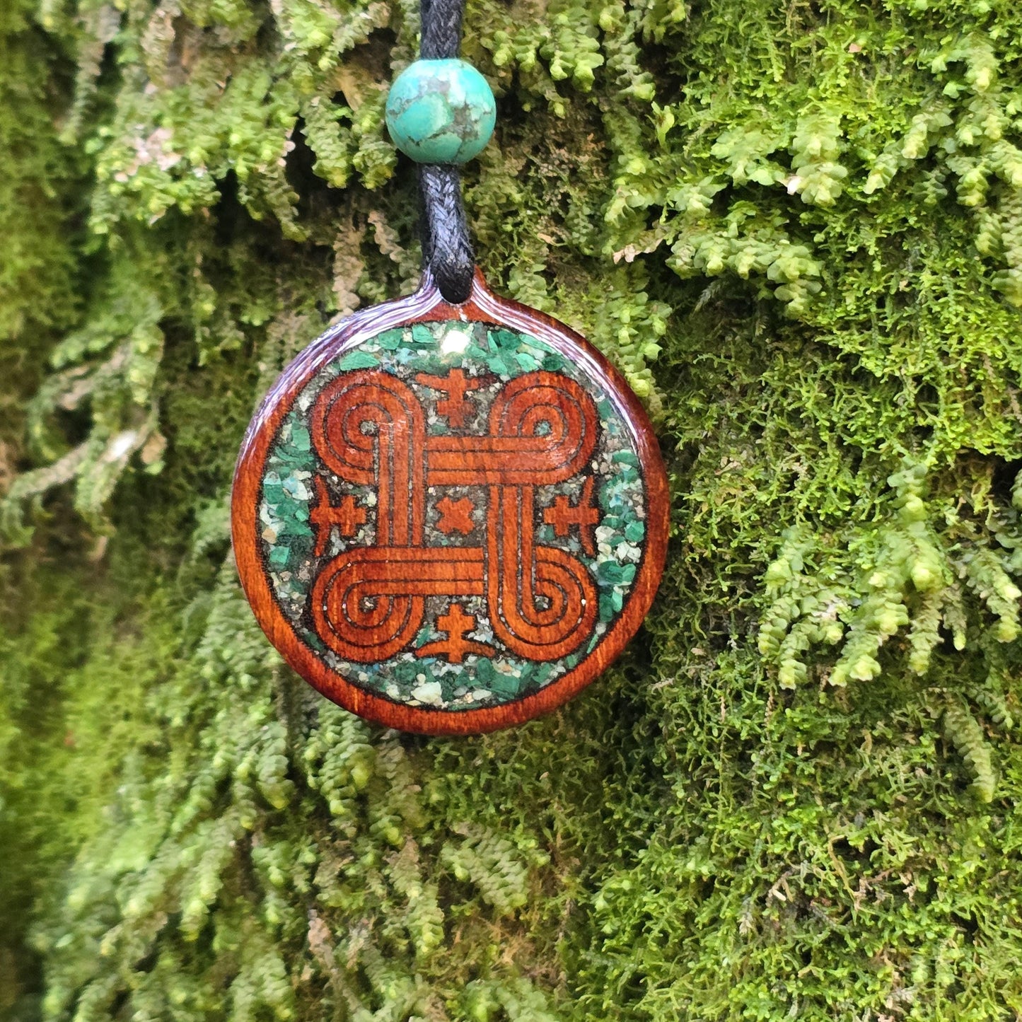 Hannunvaakuna - Necklace with Chrysocolla - Pyrite - Malachite